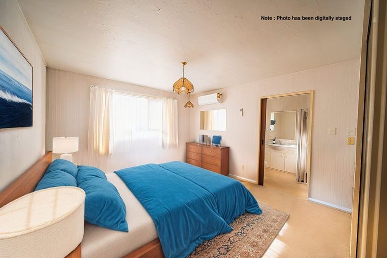 Photo of property in 1/5 Cottesmore Close, Burnside, Christchurch, 8053