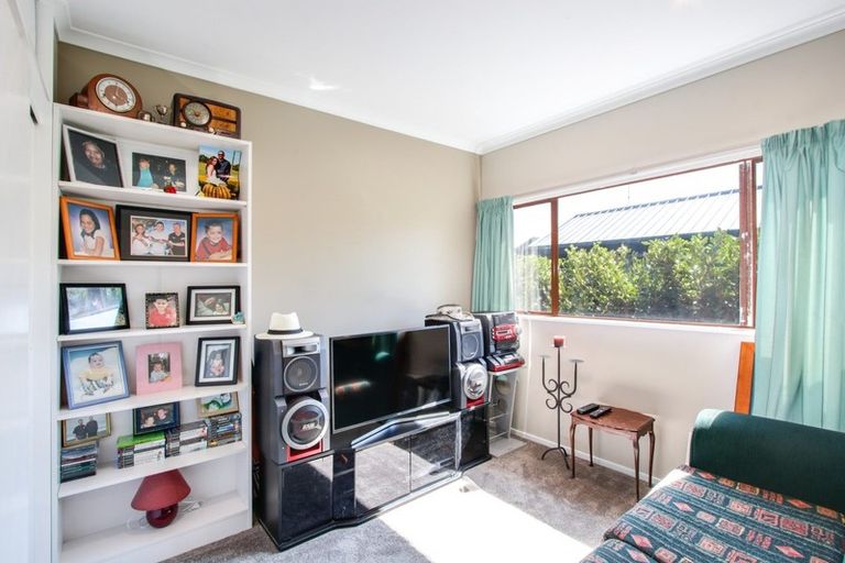 Photo of property in 8 Bowen Place, Tamatea, Napier, 4112