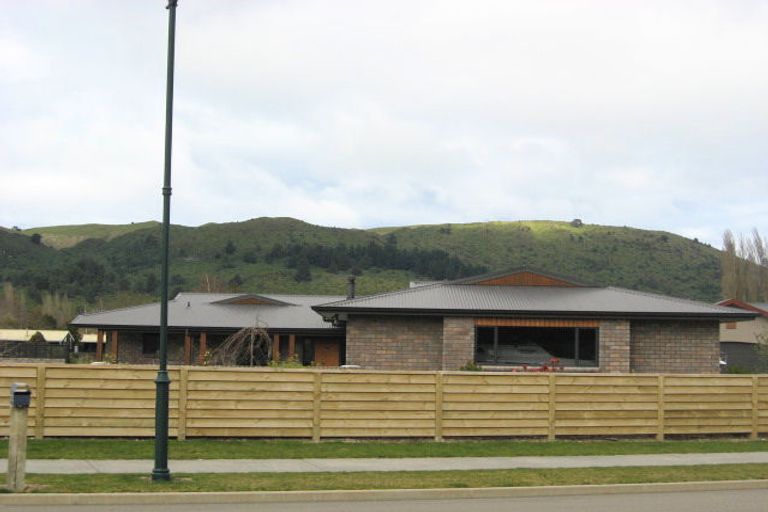 Photo of property in 141 Lisland Drive, Kinloch, Taupo, 3377