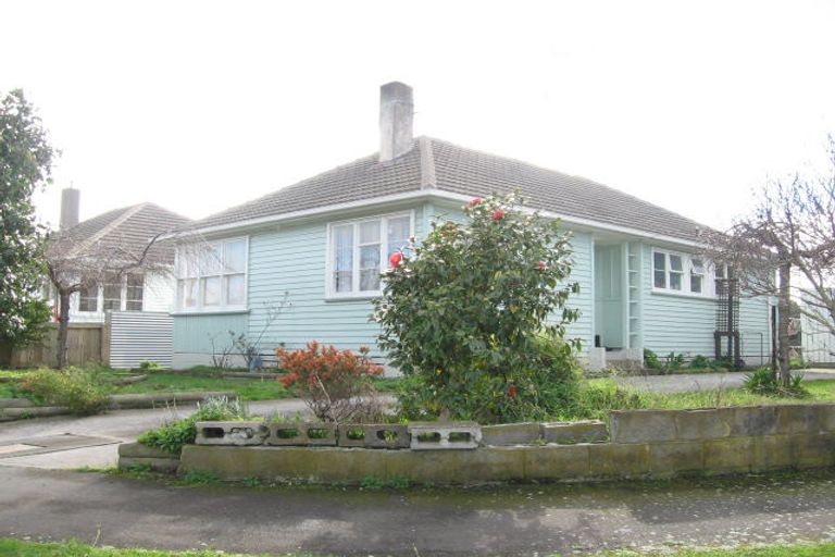 Photo of property in 9 Avon Terrace, Roslyn, Palmerston North, 4414