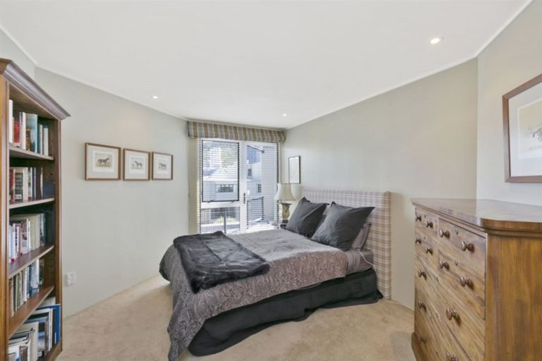 Photo of property in Highwic, 18/32 Hobson Street, Thorndon, Wellington, 6011