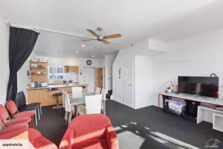 Photo of property in 7a/8 Quay Street, Auckland Central, Auckland, 1010