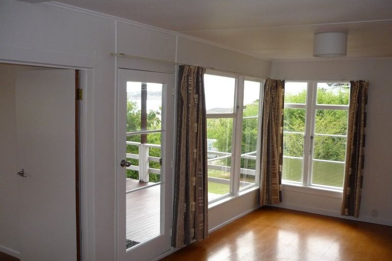 Photo of property in 15a Brown Street, Manly, Whangaparaoa, 0930