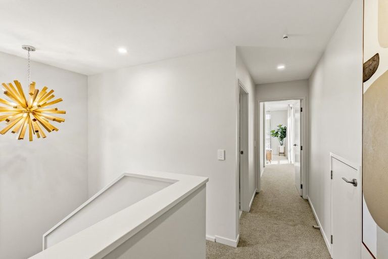 Photo of property in 9 Mcgibbon Lane, Jacks Point, 9371