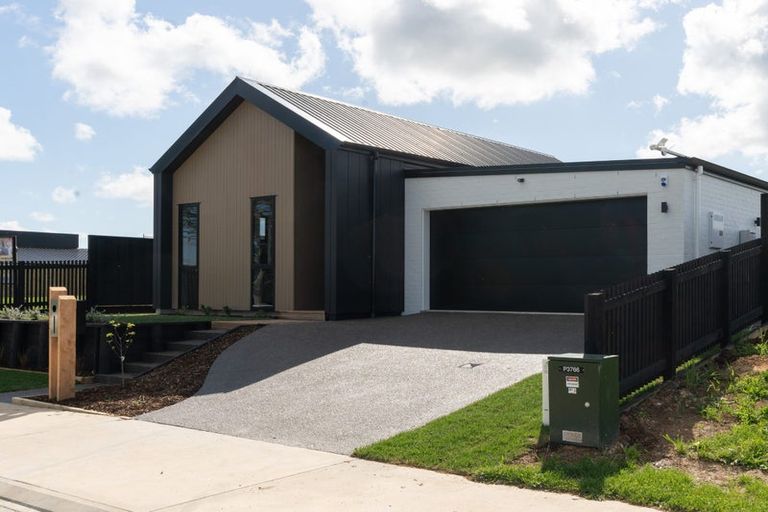 Photo of property in 23 Taahunui Rise, Peacocke, Hamilton, 3206