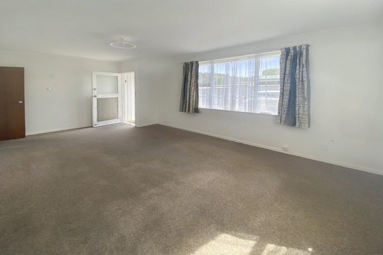 Photo of property in 1/359 George Street, Stokes Valley, Lower Hutt, 5019