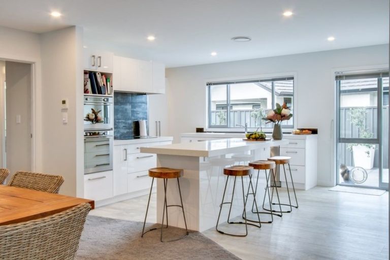 Photo of property in 22 Rakaia Way, Poraiti, Napier, 4112