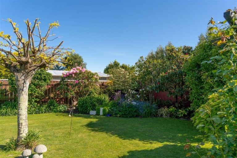 Photo of property in 23 Lowes Place, Solway, Masterton, 5810