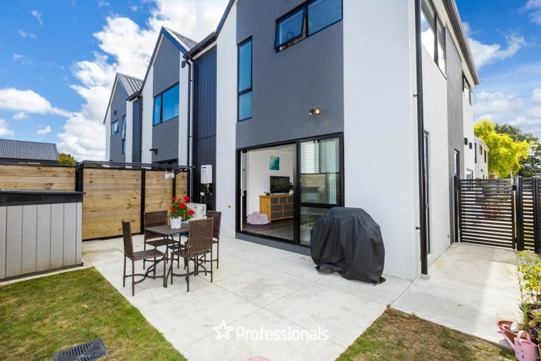 Photo of property in 24 Reakes Crescent, Wallaceville, Upper Hutt, 5018