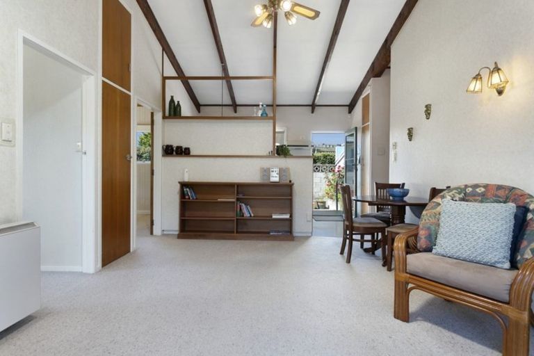 Photo of property in 1/129 Taupo View Road, Taupo, 3330