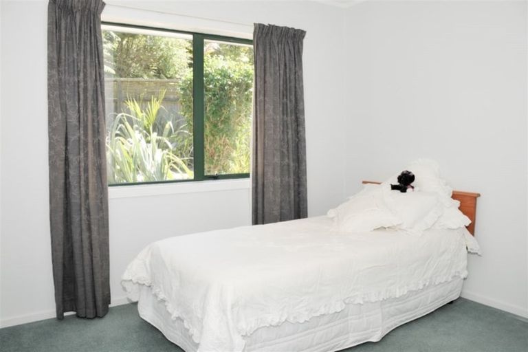 Photo of property in 36 Emlyn Place, Torbay, Auckland, 0630