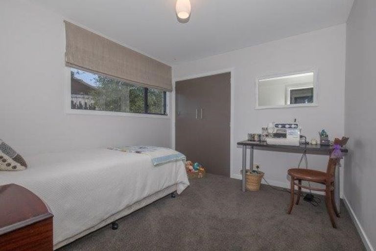 Photo of property in 25 Frye Crescent, Albert Town, Wanaka, 9305