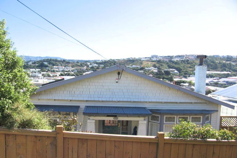 Photo of property in 19 Awa Road, Miramar, Wellington, 6022