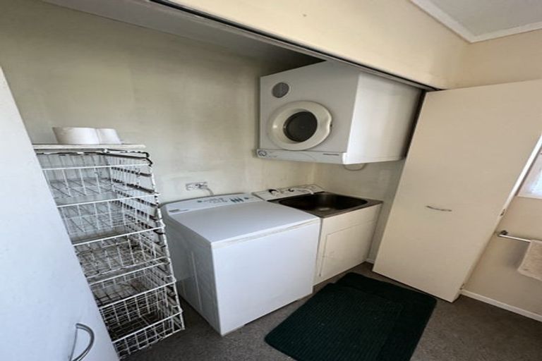 Photo of property in 120 Eskdale Road, Birkdale, Auckland, 0626