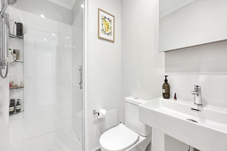 Photo of property in 5/96 Clark Road, Hobsonville, Auckland, 0616