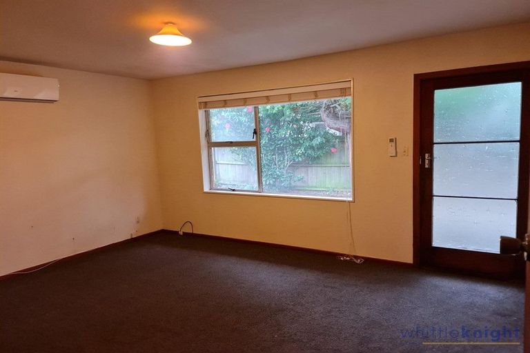 Photo of property in 2/7 Division Street, Riccarton, Christchurch, 8041