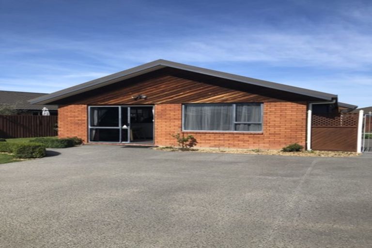 Photo of property in 11 Rowse Street, Rangiora, 7400