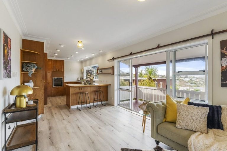 Photo of property in 35 Gretel Place, Hillcrest, Auckland, 0627