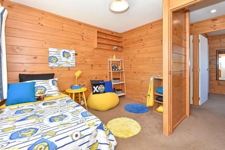 Photo of property in 15 Stevenson Road, Clarks Beach, 2122