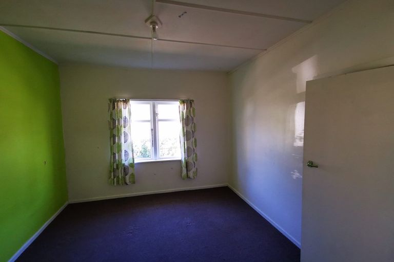 Photo of property in 14 Alexander Road, Raumati Beach, Paraparaumu, 5032