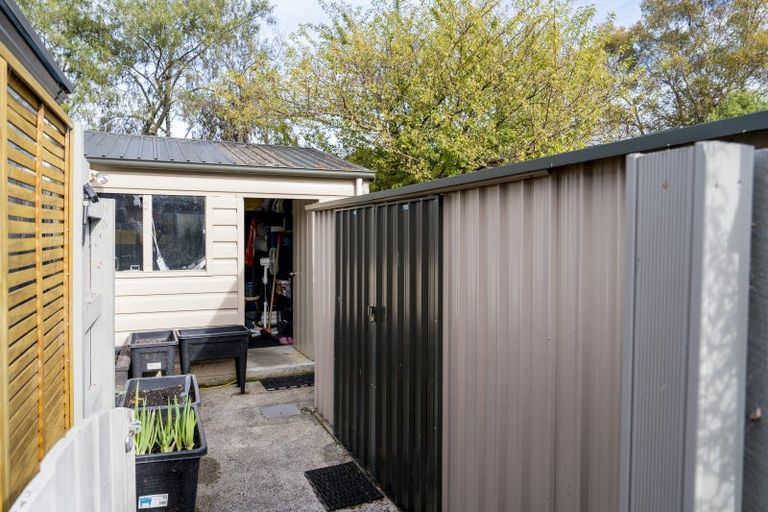 Photo of property in 290 Main South Road, Green Island, Dunedin, 9018