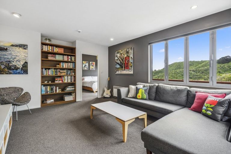 Photo of property in 151 Nevay Road, Miramar, Wellington, 6022