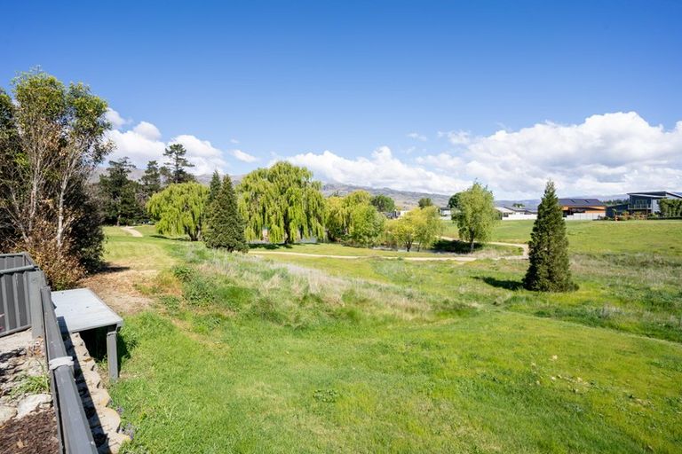 Photo of property in 4 Pisa Moorings Road, Mount Pisa, Cromwell, 9383