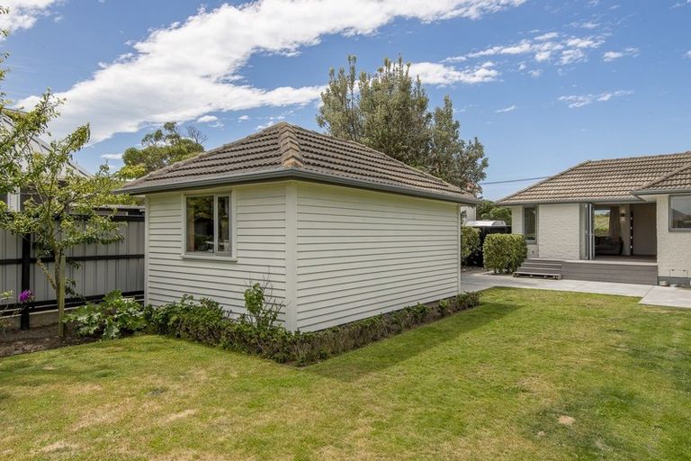 Photo of property in 515 Marine Parade, South New Brighton, Christchurch, 8062