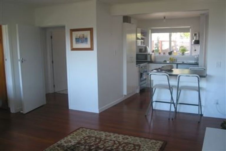 Photo of property in 4/54 Richards Avenue, Forrest Hill, Auckland, 0620