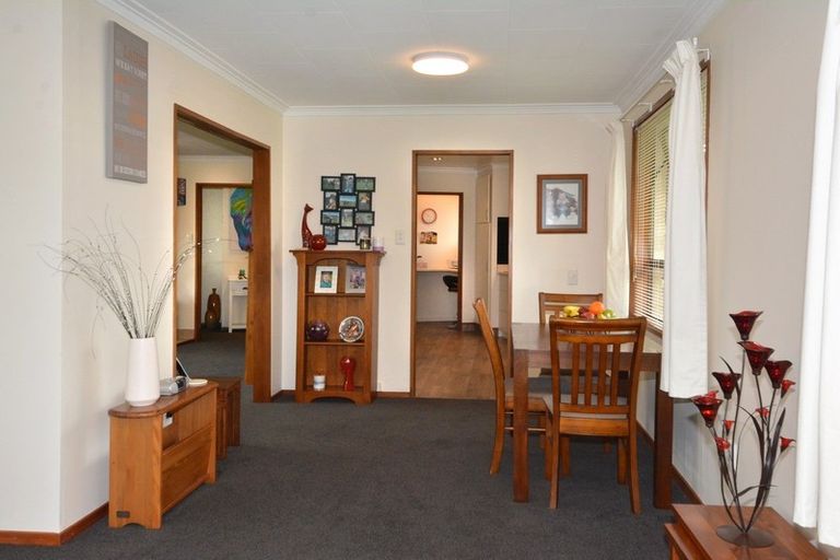 Photo of property in 27 Wickliffe Street, Mosgiel, 9024