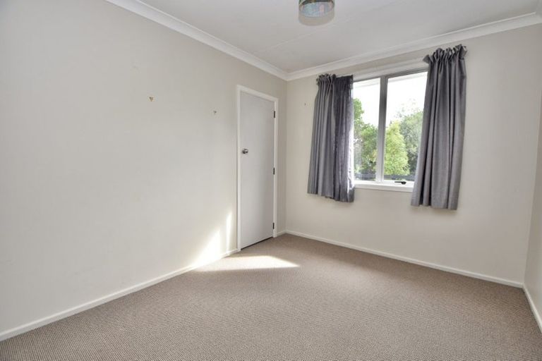 Photo of property in 65 Victoria Street, Carterton, 5713