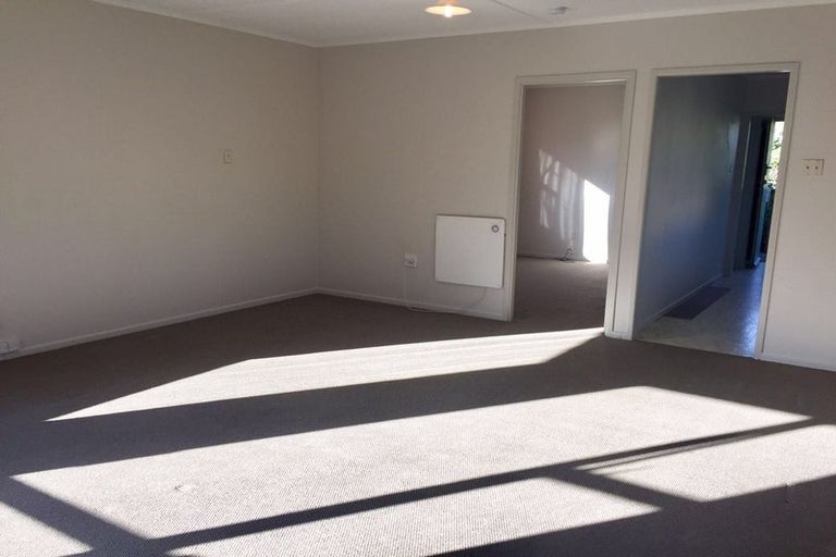 Photo of property in 21a Page Point, Mellons Bay, Auckland, 2014