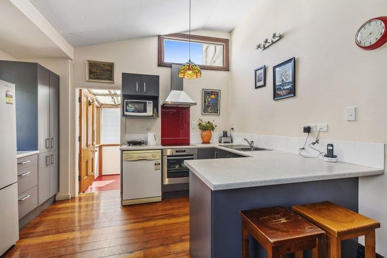 Photo of property in 154 Owen Street, Newtown, Wellington, 6021