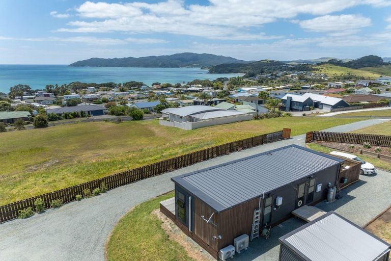 Photo of property in 6 Oden Hill, Coopers Beach, 0420