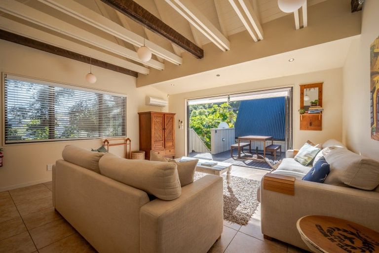 Photo of property in 32 Rue Balguerie, Akaroa, 7520