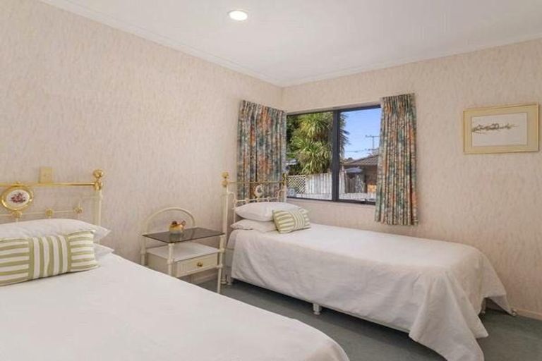 Photo of property in 8 Lynwood Place, Brookfield, Tauranga, 3110