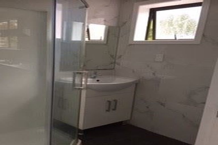 Photo of property in 18a Jamaica Place, Blockhouse Bay, Auckland, 0600