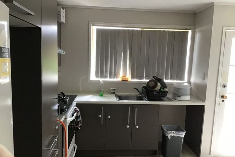 Photo of property in 1 Sandrine Avenue, Clover Park, Auckland, 2019