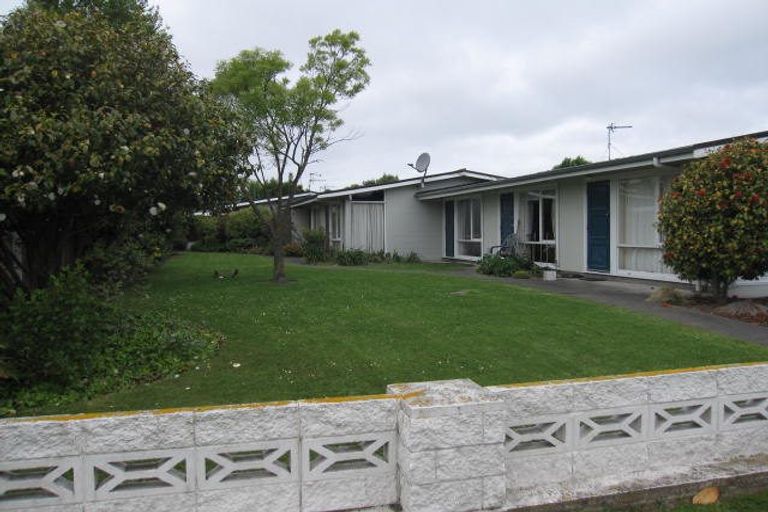 Photo of property in 594 Barbadoes Street, Edgeware, Christchurch, 8013