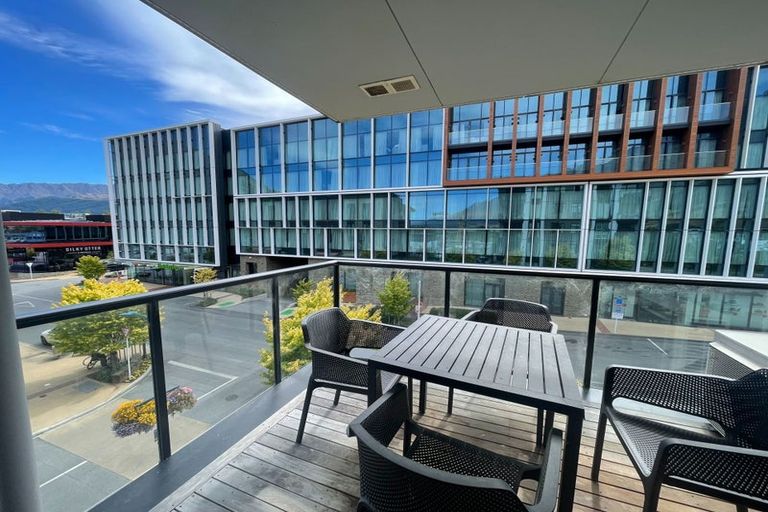 Photo of property in Wyndham Gardens Apartments, 30 Red Oaks Drive, Frankton, Queenstown, 9300