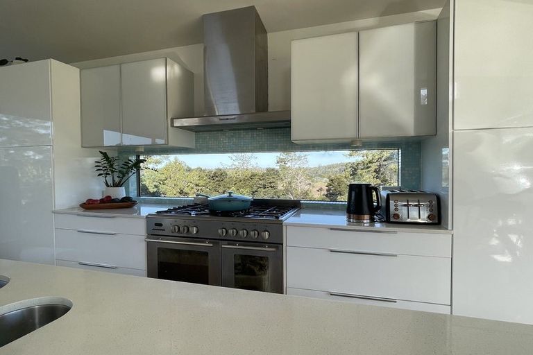 Photo of property in 48 Christian Road, Swanson, Auckland, 0614