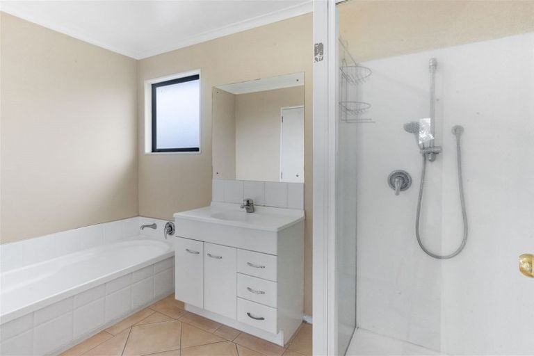 Photo of property in 1/16 Saints Court, Manurewa, Auckland, 2102