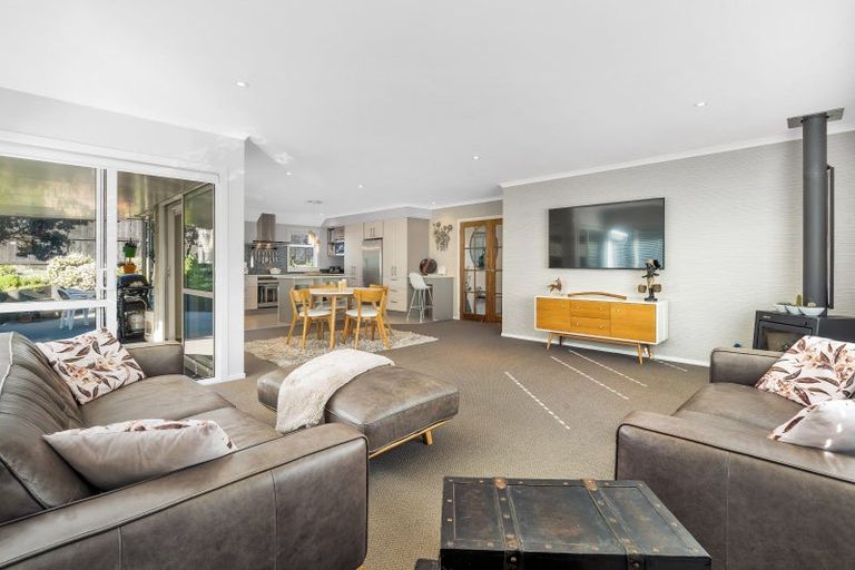 Photo of property in 1 Gibraltar Street, Howick, Auckland, 2014