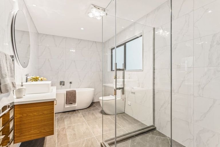 Photo of property in 24 Arthur Street, Riverhead, 0820