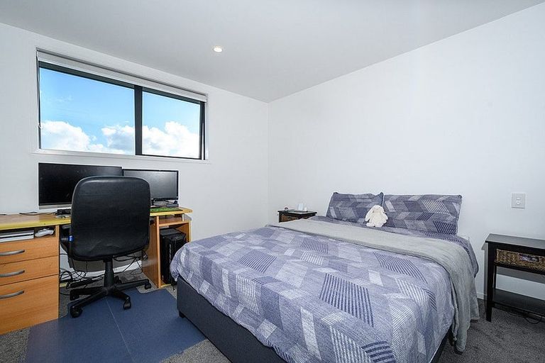 Photo of property in 11/59 Neil Avenue, Te Atatu Peninsula, Auckland, 0610