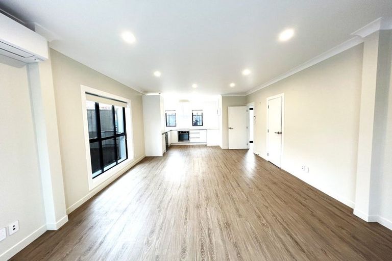 Photo of property in 38 Kervil Avenue, Te Atatu Peninsula, Auckland, 0610