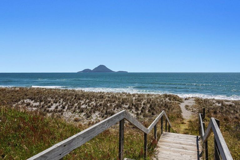 Photo of property in 14 Pacific Parade, Coastlands, Whakatane, 3120