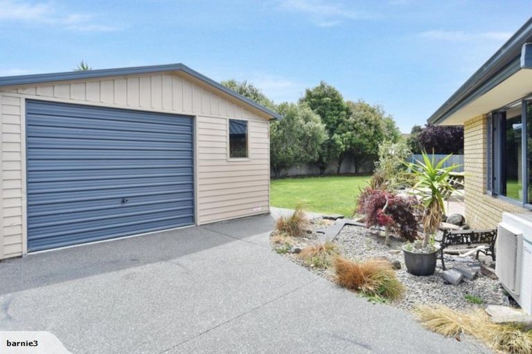 Photo of property in 6 Matson Close, Rangiora, 7400