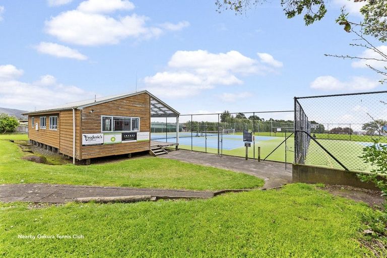 Photo of property in 37a Donnelly Street, Oakura, 4314