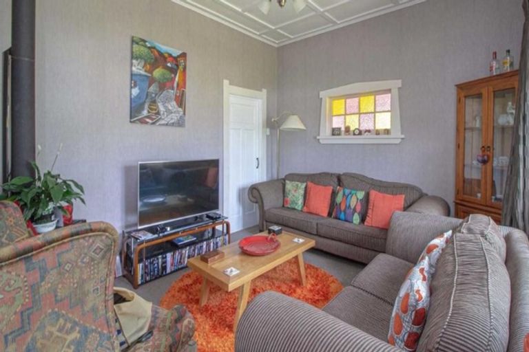 Photo of property in 72 Kenrick Street, Te Aroha, 3320